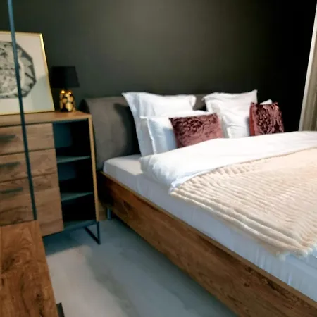 Glamour Style - 2 Bedrooms Daire Kaloşvar