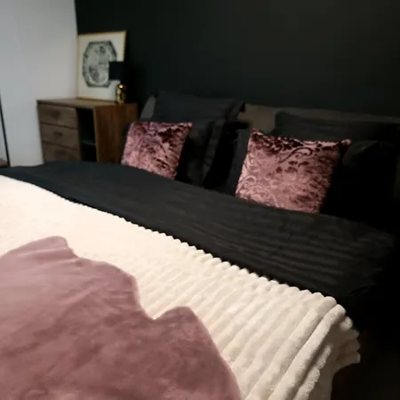Glamour Style - 2 Bedrooms Daire *