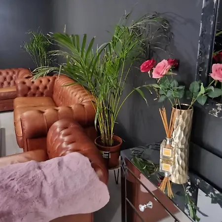Glamour Style - 2 Bedrooms Daire *