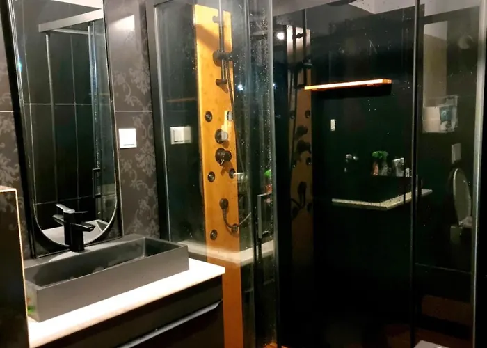 아파트 Glamour Boutique Napoca - 2 King Bedrooms - Free Parking *