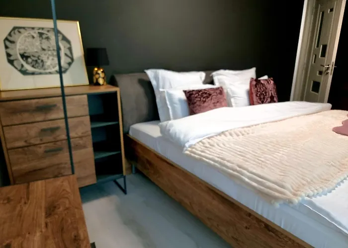 Glamour Boutique Napoca - 2 King Bedrooms - Free Parking 아파트 클루지나포카