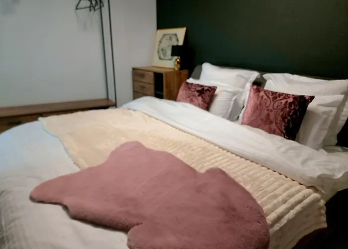 Glamour Boutique Napoca - 2 King Bedrooms - Free Parking 아파트 클루지나포카