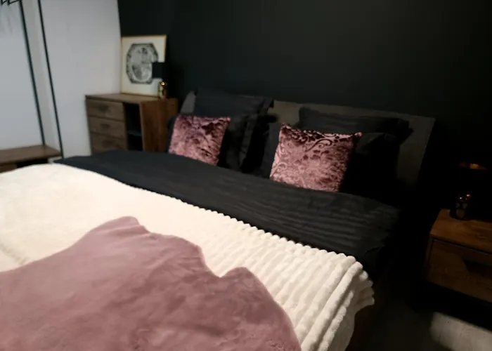 Glamour Boutique Napoca - 2 King Bedrooms - Free Parking * 클루지나포카